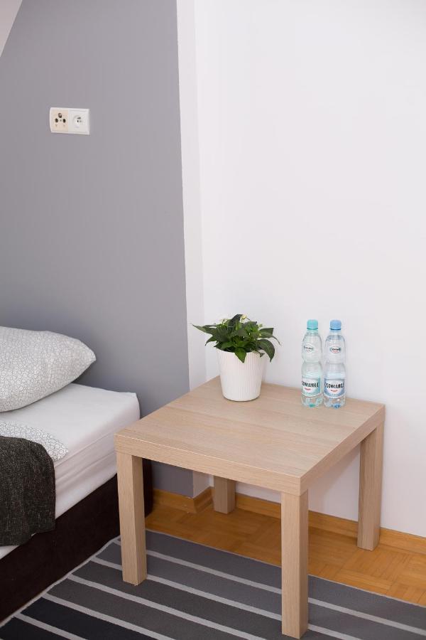 ורשה V Hostel מראה חיצוני תמונה