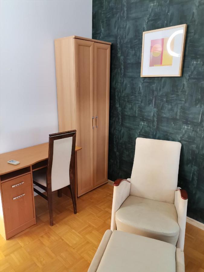 ורשה V Hostel מראה חיצוני תמונה