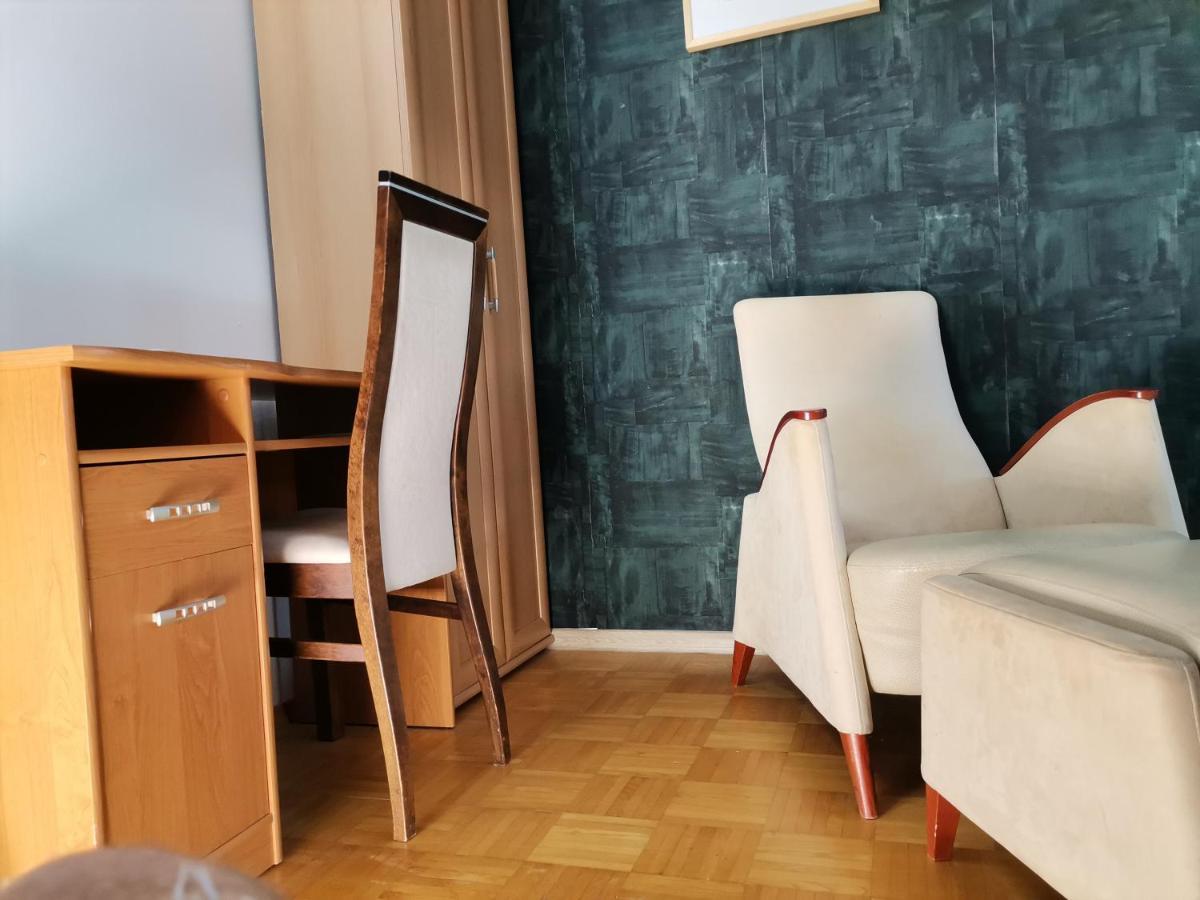 ורשה V Hostel מראה חיצוני תמונה